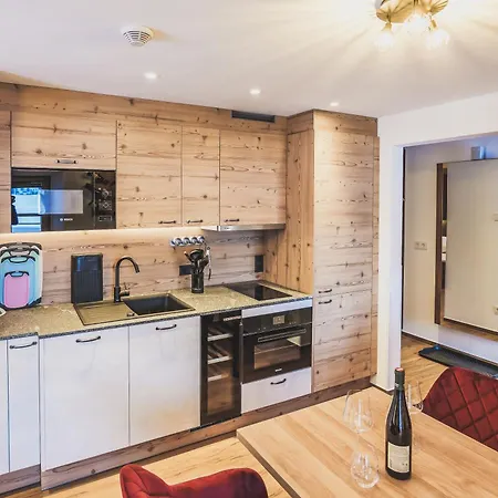 Appartement Ur-genuss Mit Wein & Weitblick Heiterwang